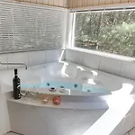 Vakantiehuis Henriette - 850m From The Sea By Interhome