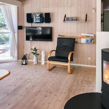 Henriette - 850m From The Sea By Interhome Vakantiehuis Neksø