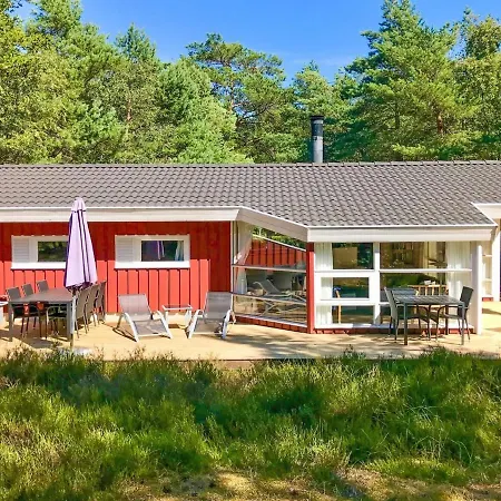Henriette - 850m From The Sea By Interhome